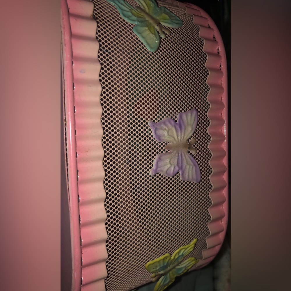 Cute butterflies a little bin